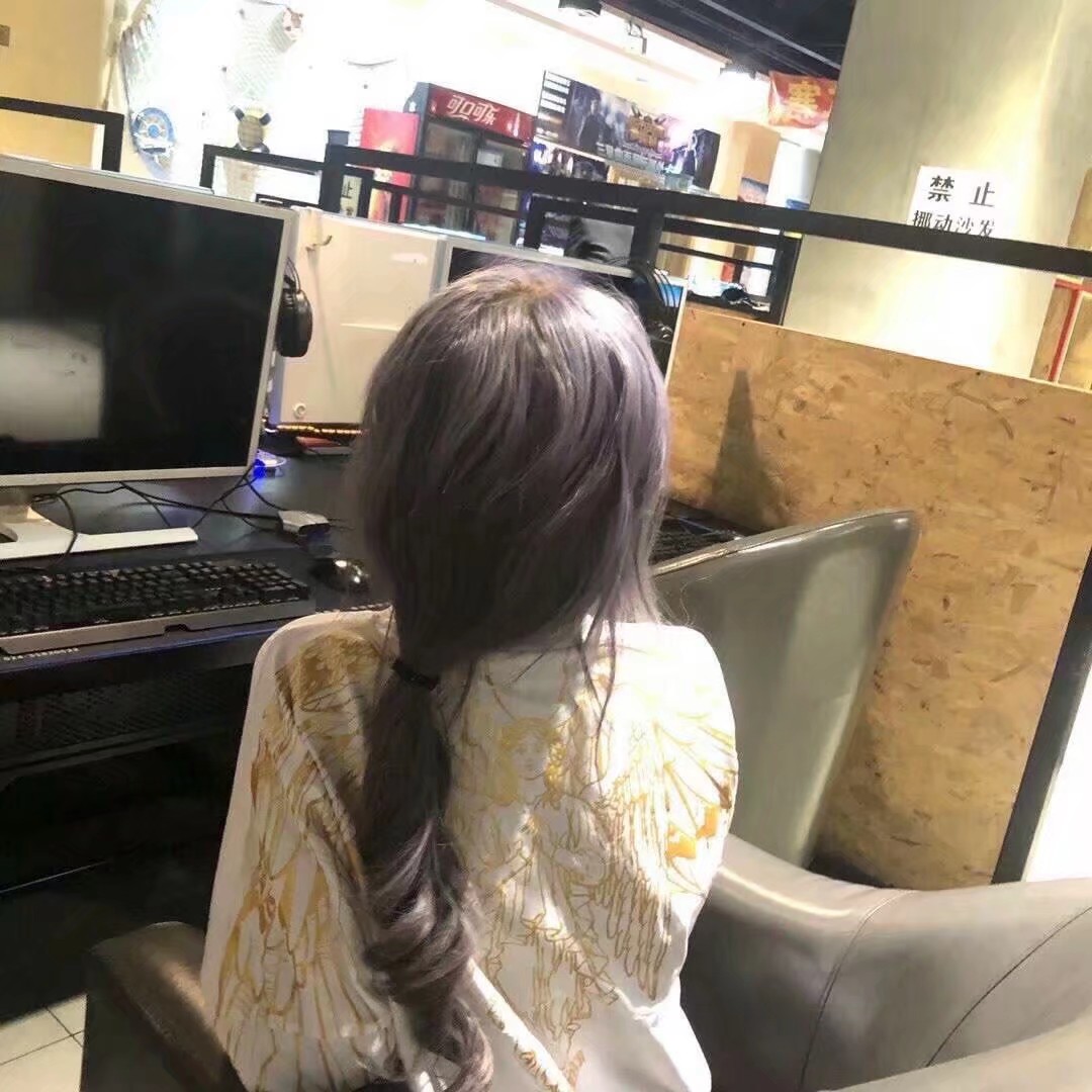 美女高雅造型_美女照片头像霸气