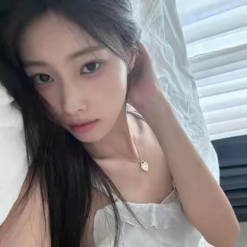 美女头像真人_美女高雅造型
