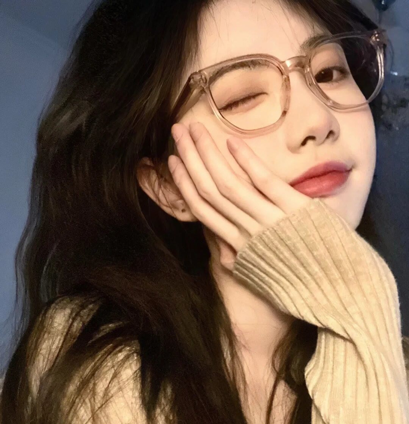 美女头像可爱萌萌_美女头像壁纸