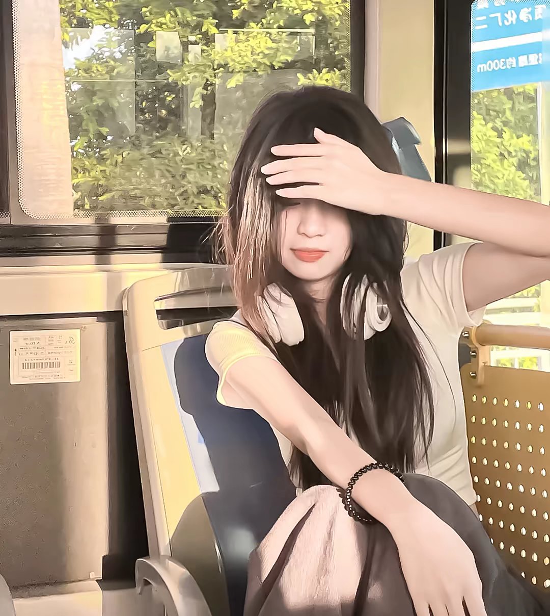 美女壁纸_美女自拍