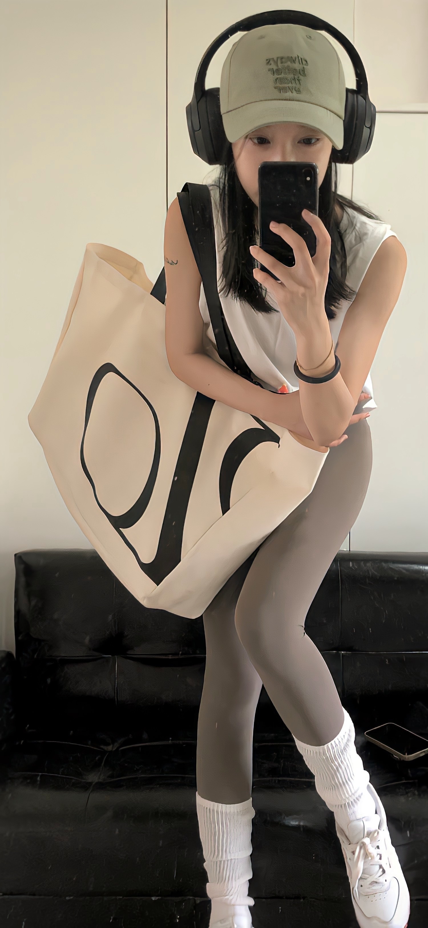 【无敌铁桥三】美女自拍_美女头像甜美