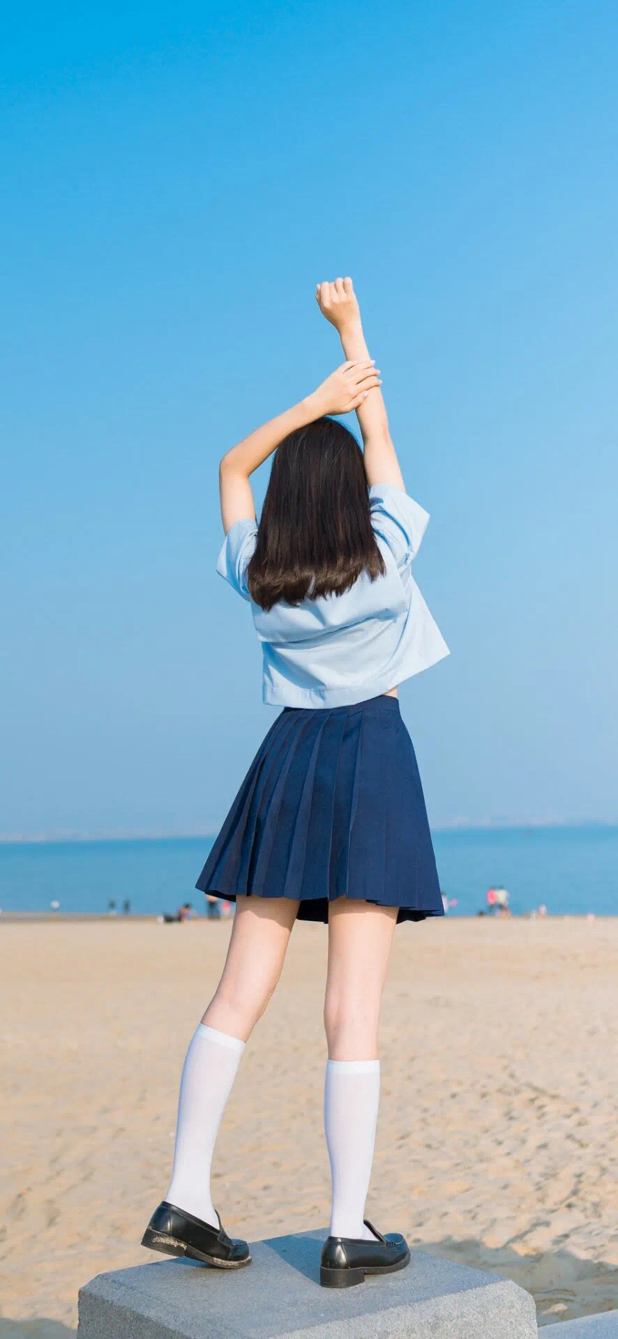 美女头像甜美背影_美女自拍
