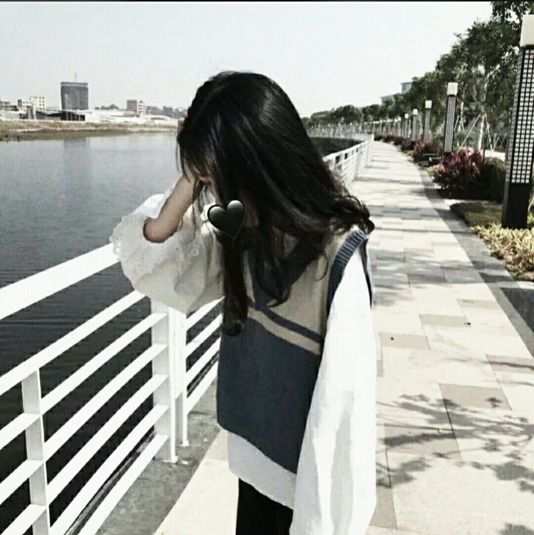 美女壁纸ins电脑_美女头像真人氛围感