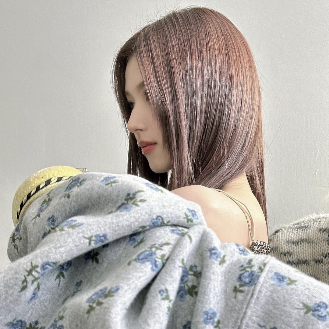 美女照片头像真人图片_美女照片背影侧面唯美