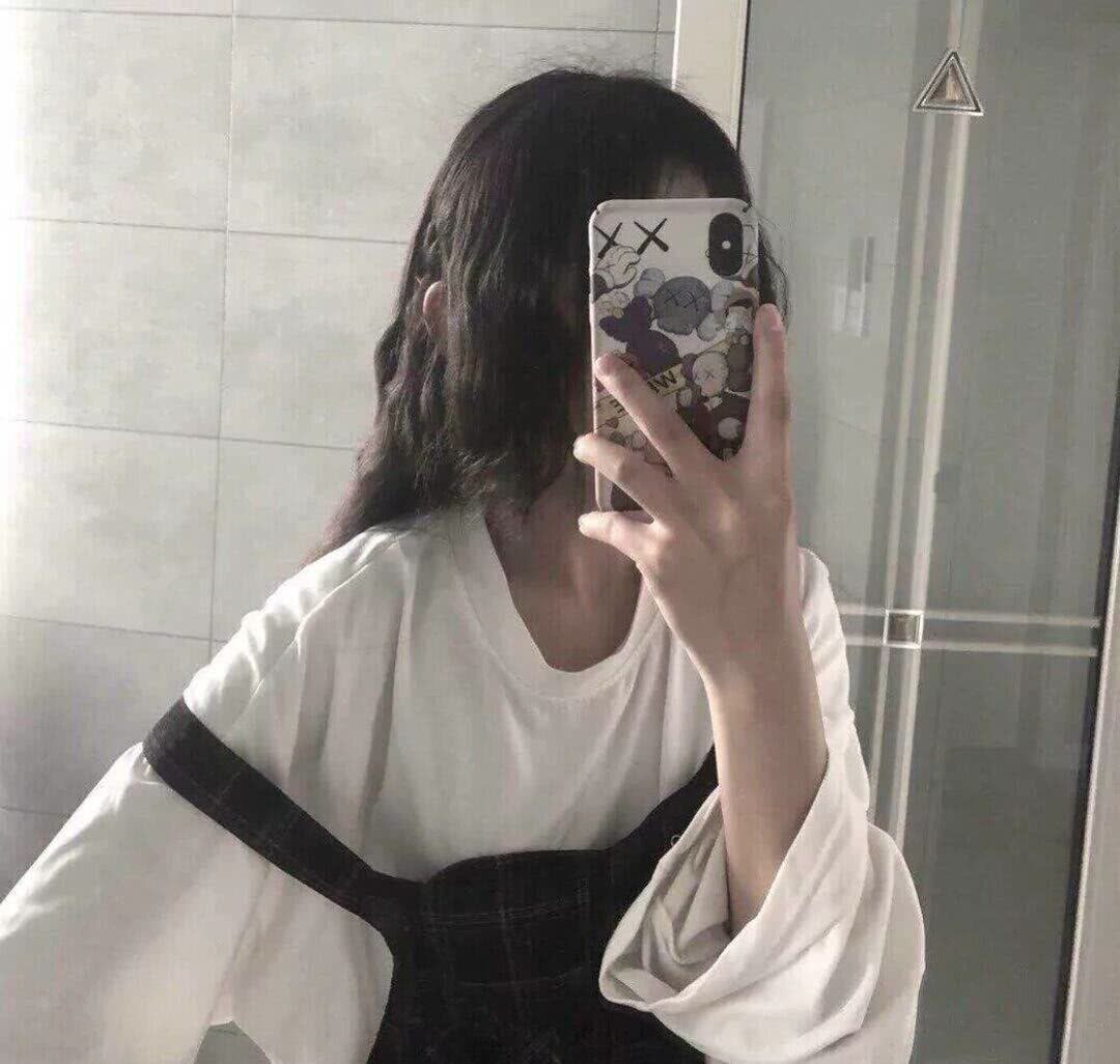 美女头像甜美_美女照片背影侧面