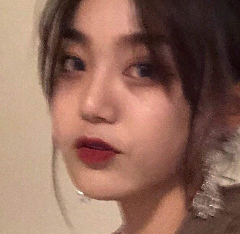 美女照片真人图片背面_美女照片.可爱霸气