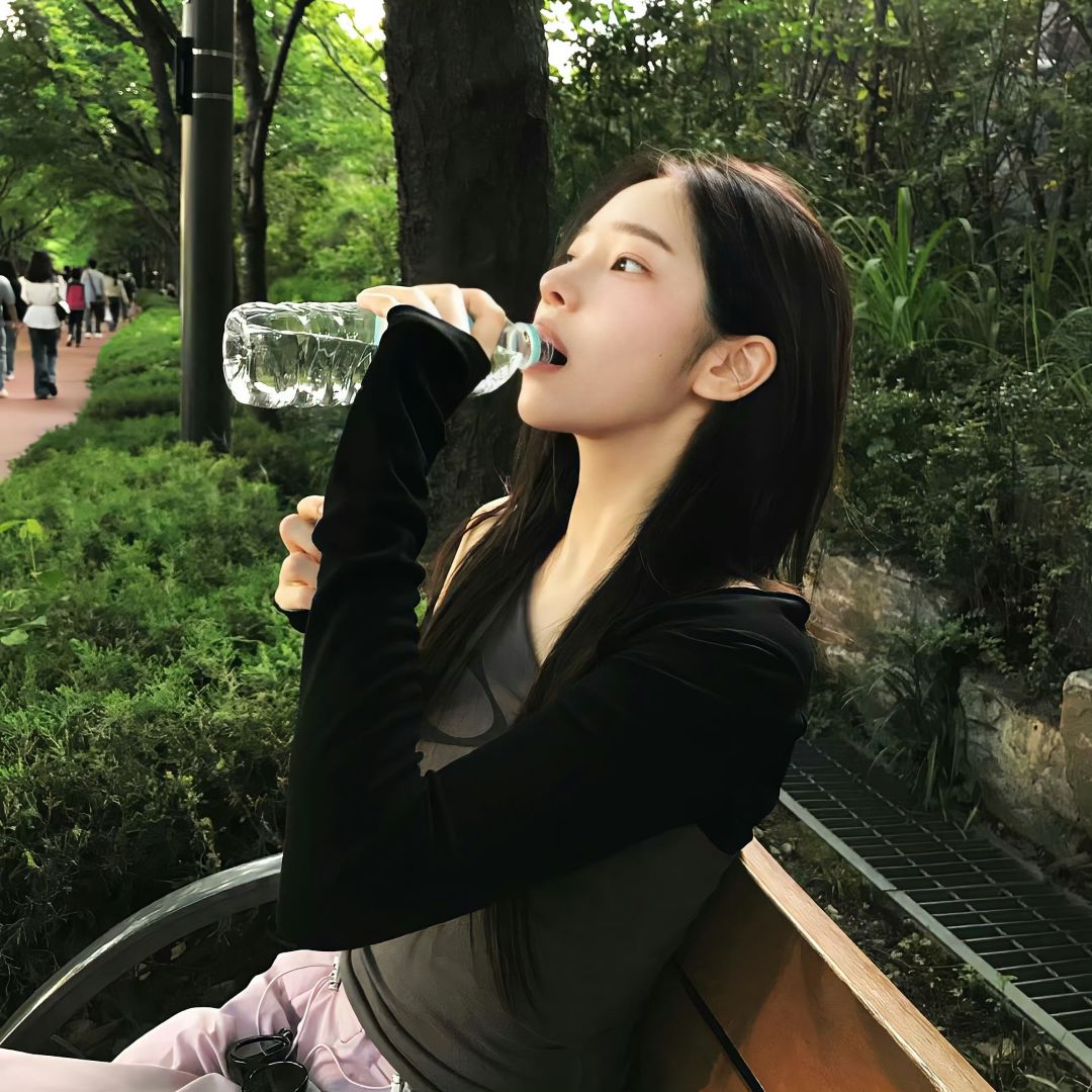 美女图片微信头像真人背影_美女头像清新自然