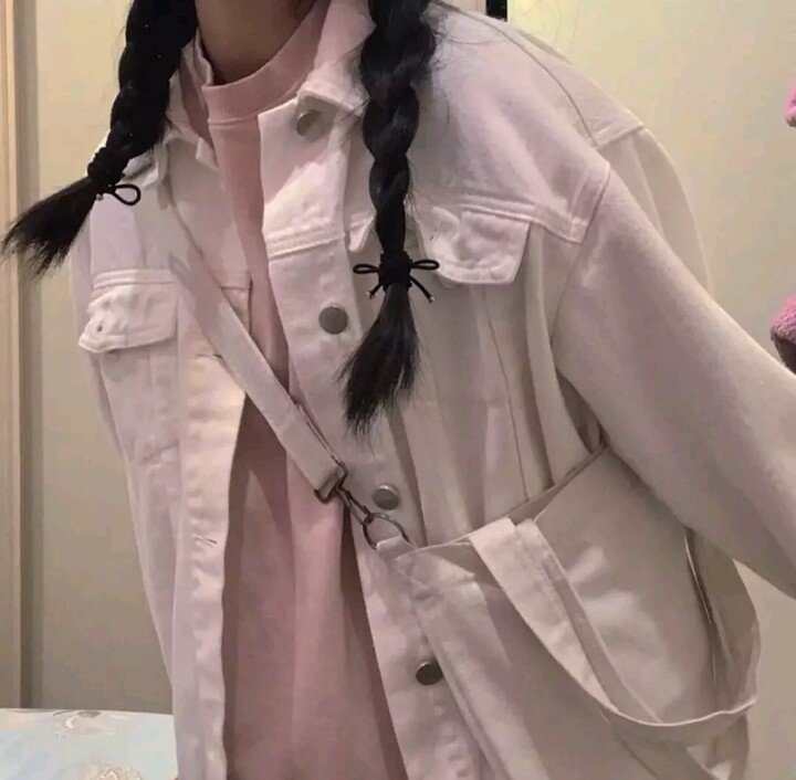 美女壁纸手机壁纸高清_美女头像真人侧脸