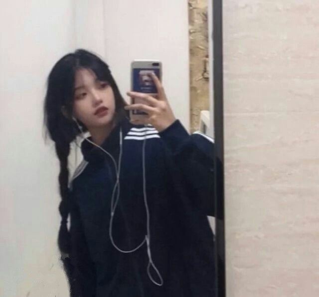 【正义感十足的巨乳女友】美女高雅造型_美女照片头像霸气