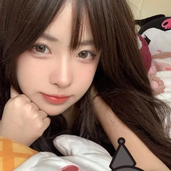 美女头像真人版好看_美女自拍