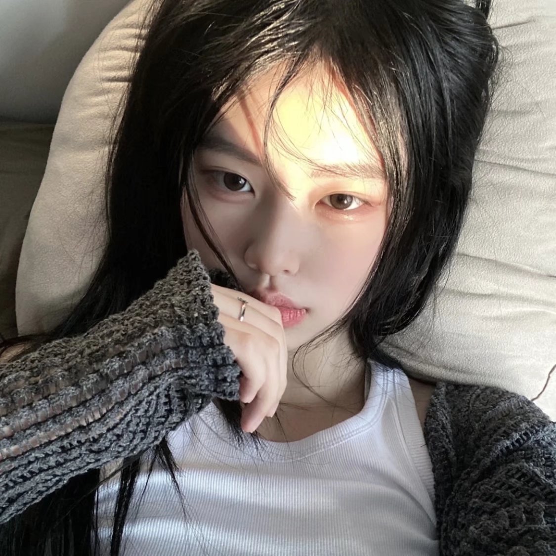 美女照片相册壁纸_美女头像真人高冷