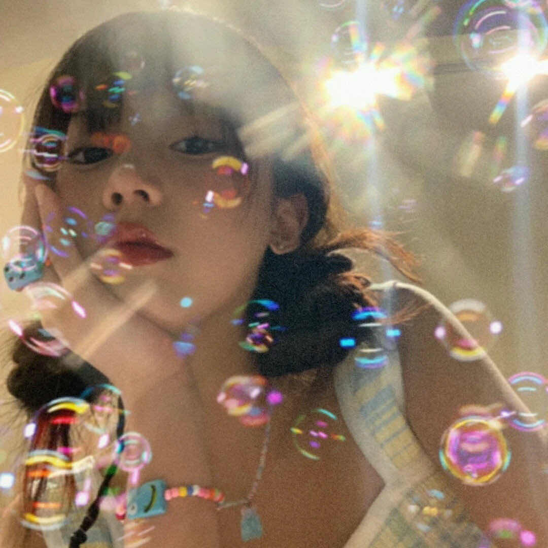 美女图片微信头像侧脸_美女壁纸手机壁纸
