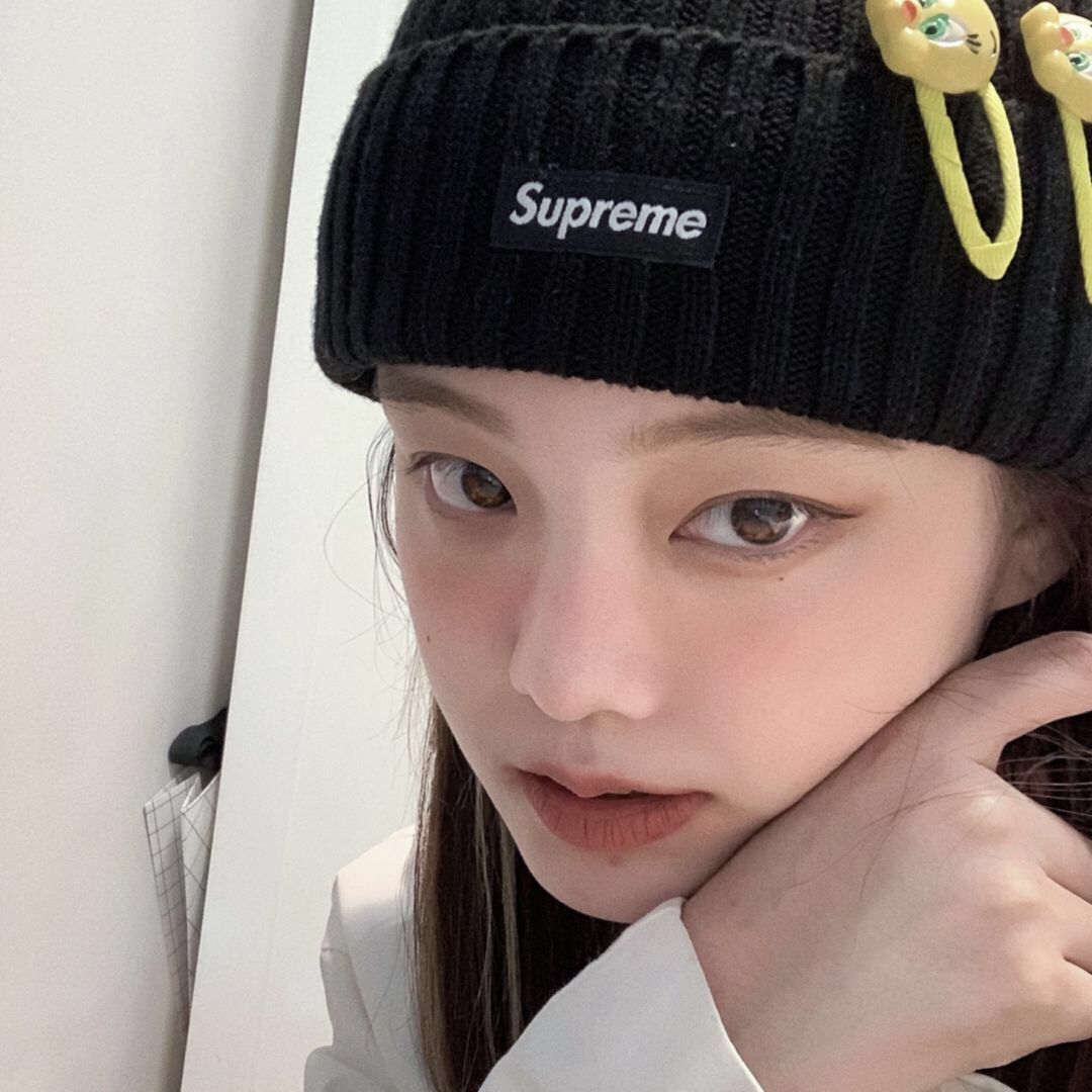 美女头像真人背影_美女壁纸手机壁纸
