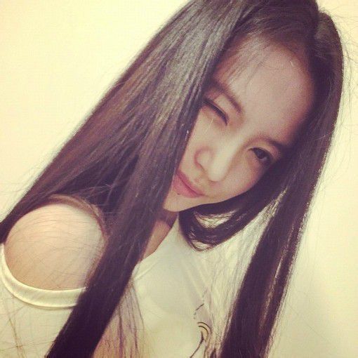 美女图片微信头像背影_美女壁纸手机壁纸