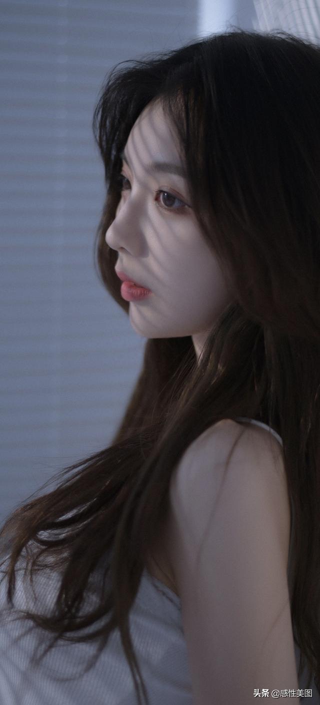 灵语美女照片性格