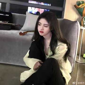 善良的老师电影韩国_美女高雅造型